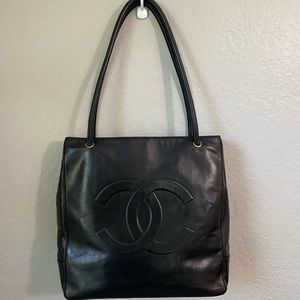 ❌SOLD❌  Chanel XL Lambskin tote